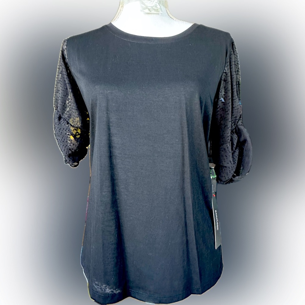 NWT Heartloom Tee